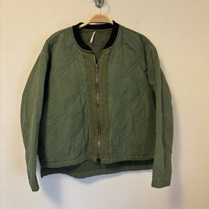 Free People Jacket Quilted Aviator Zip Up Size XS Oversized Cropped Loose Stitch